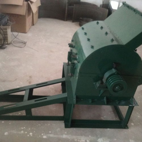 粉碎机在豆饼与木竹材加工中的多功能应用